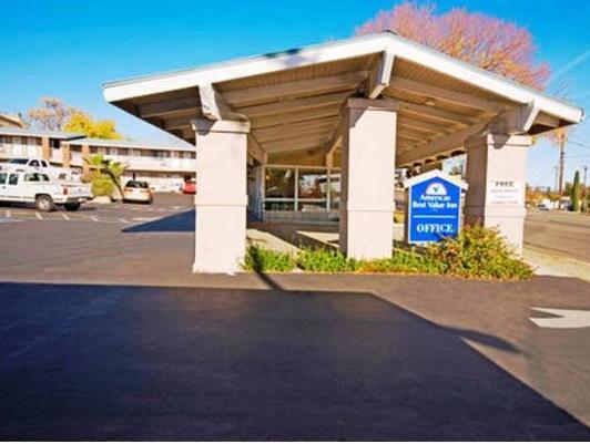 Red Roof Inn Redding Exterior photo